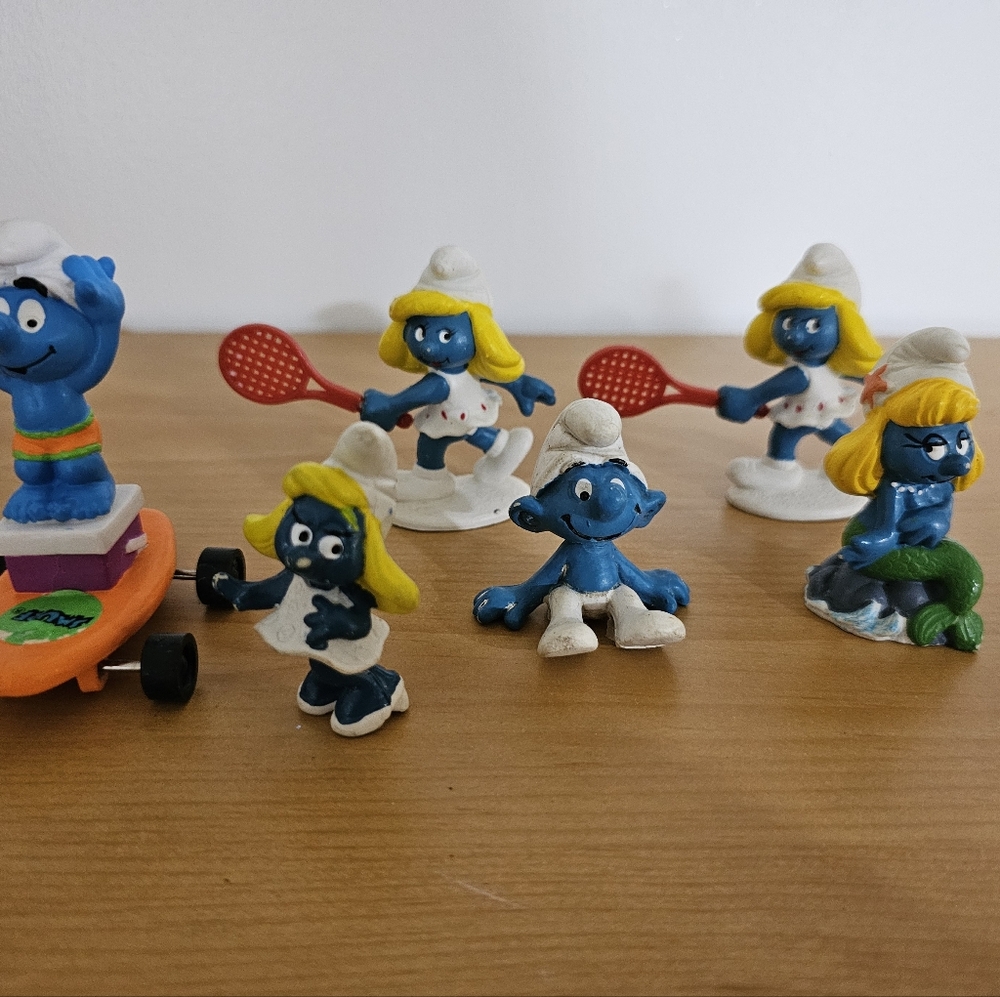 Vintage Smurf Lot Of 6 Skateboard Smurfette Mermaid Tennis Peyo